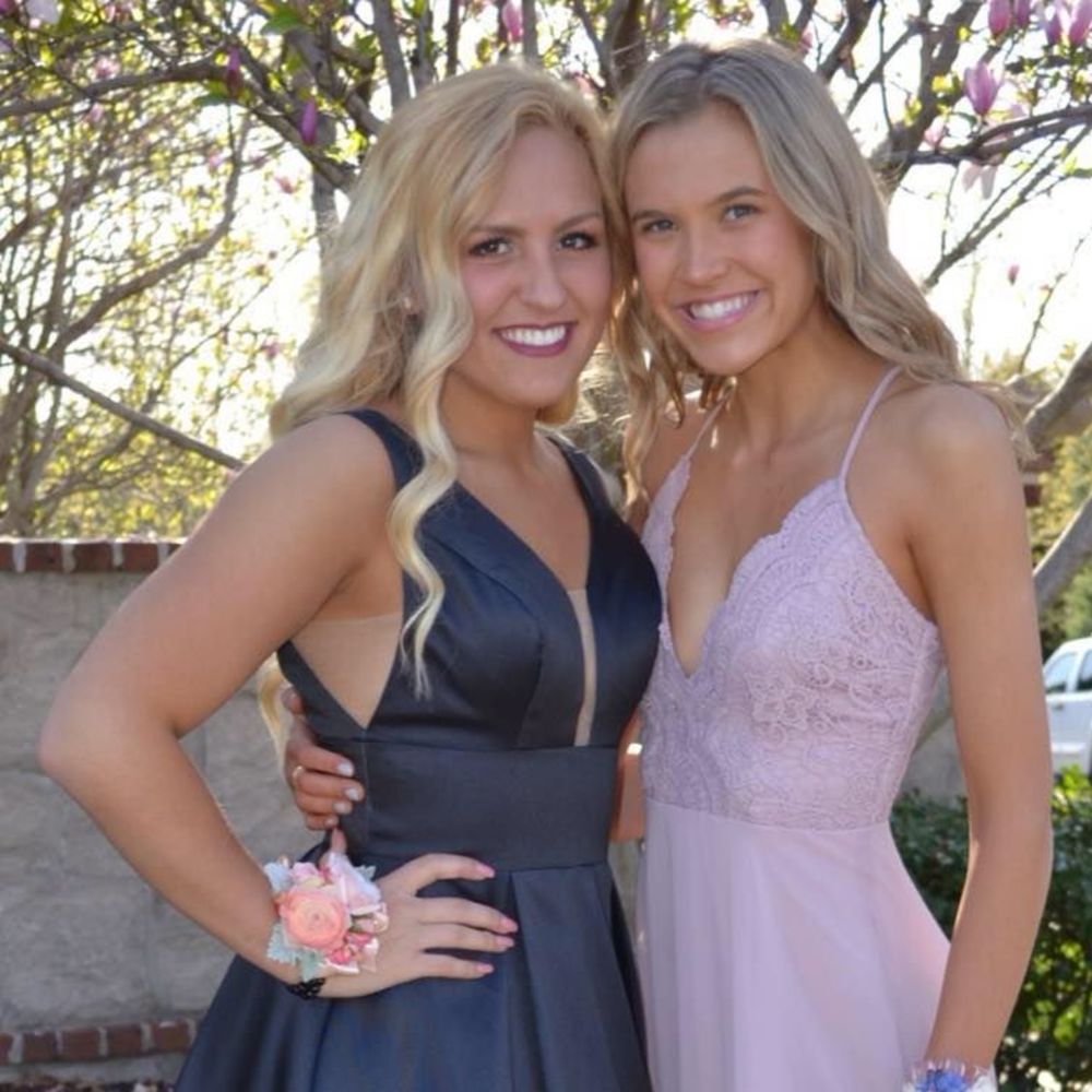 Meet your Posher, Mara